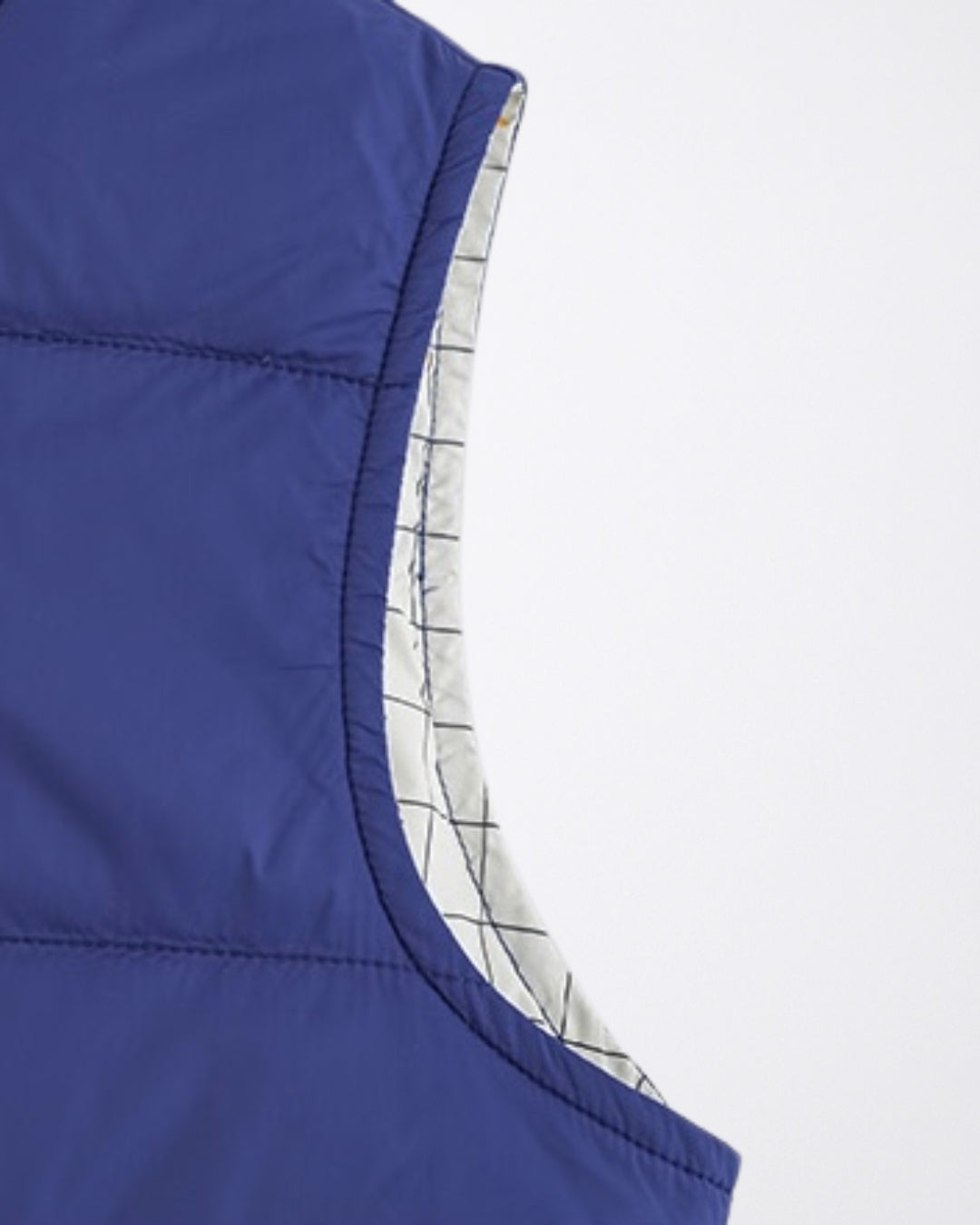 Blue light puffer revisable vest