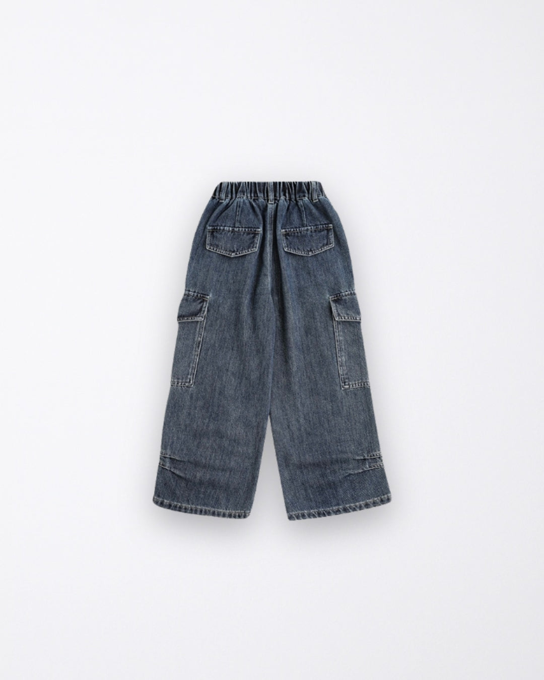 Straight leg loose fit jeans