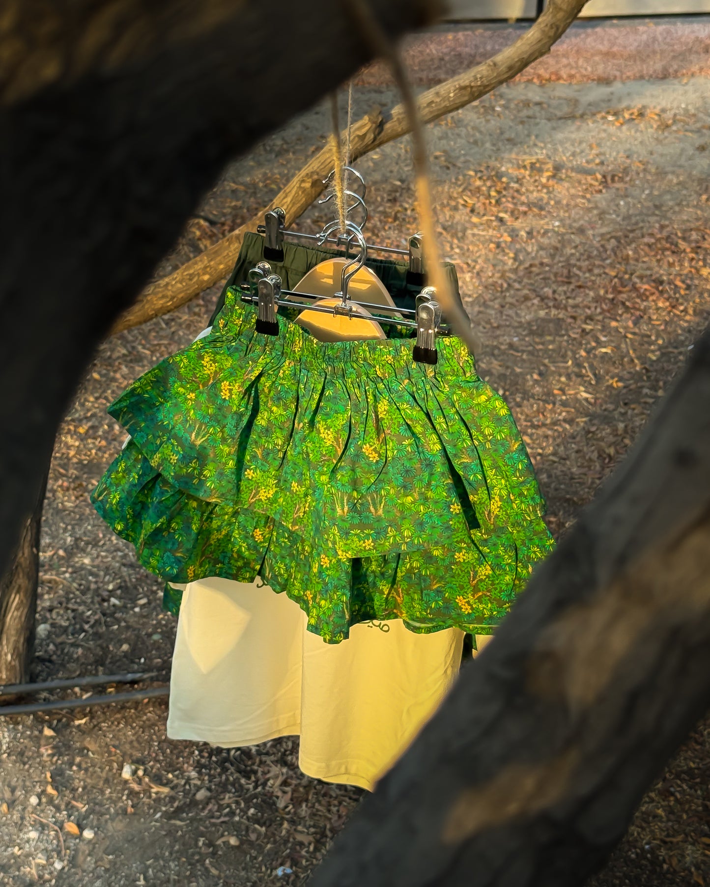 Palm & tree skirt
